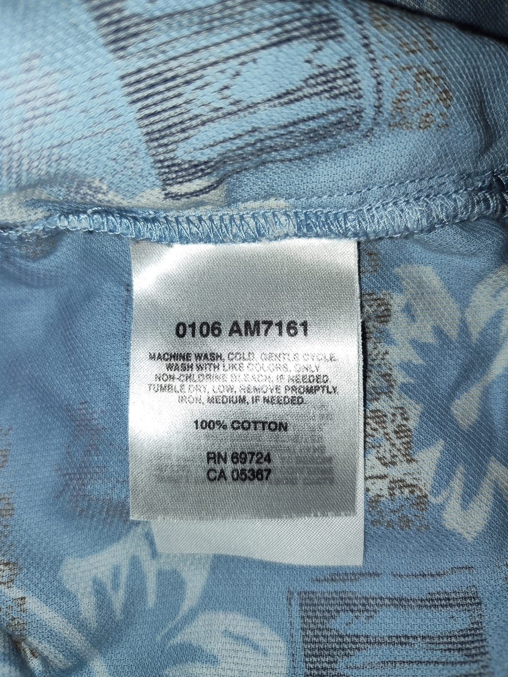 Columbia Men's Light Blue Tropical Print Short Sleeve Button-Down Shirt - Picture 5 of 5
